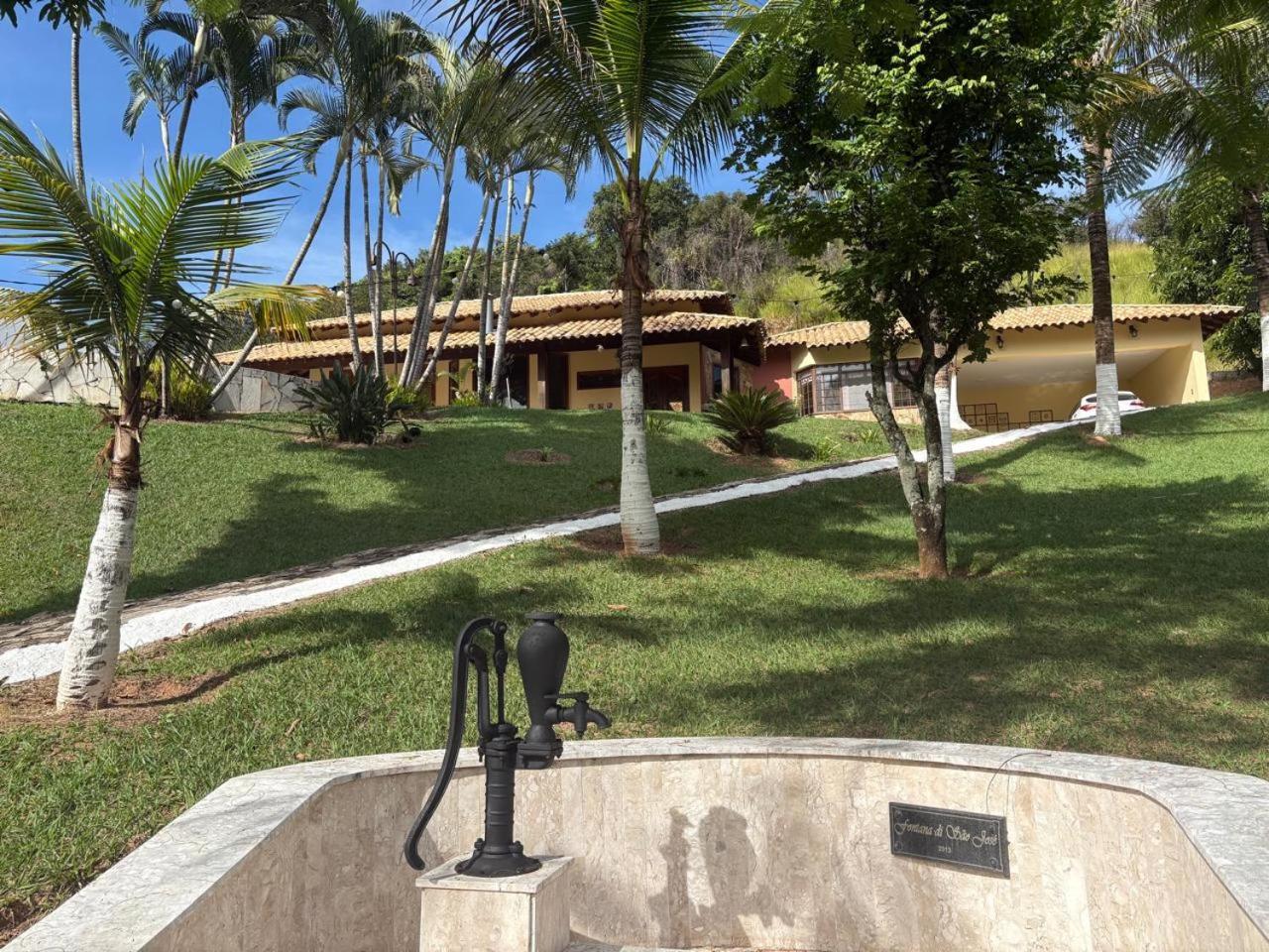 Pousada Duas Marias Lindóia Exterior foto